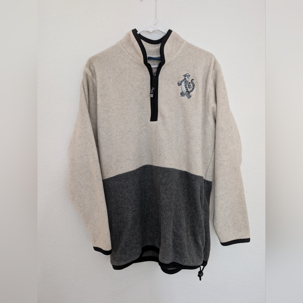 Disney Winnie The Pooh Tigger fleece sweater M